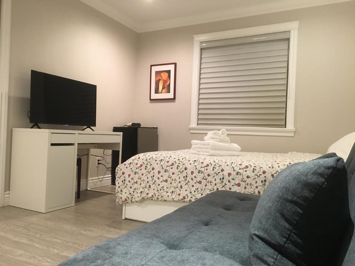 Lisa'S Home Μπέρναμπι Εξωτερικό φωτογραφία