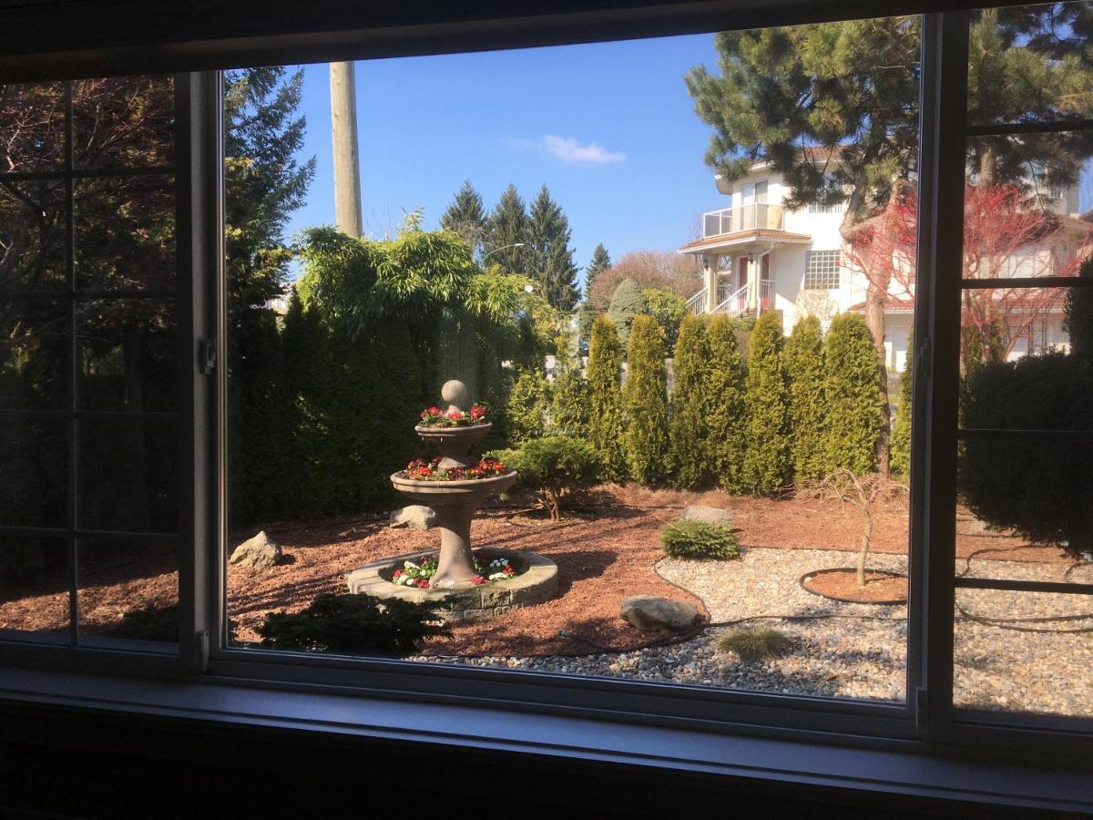 Lisa'S Home Μπέρναμπι Εξωτερικό φωτογραφία